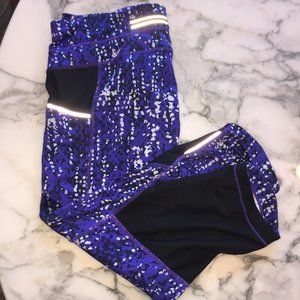 Athleta Kicker Purple Print Cropped Leggings - M